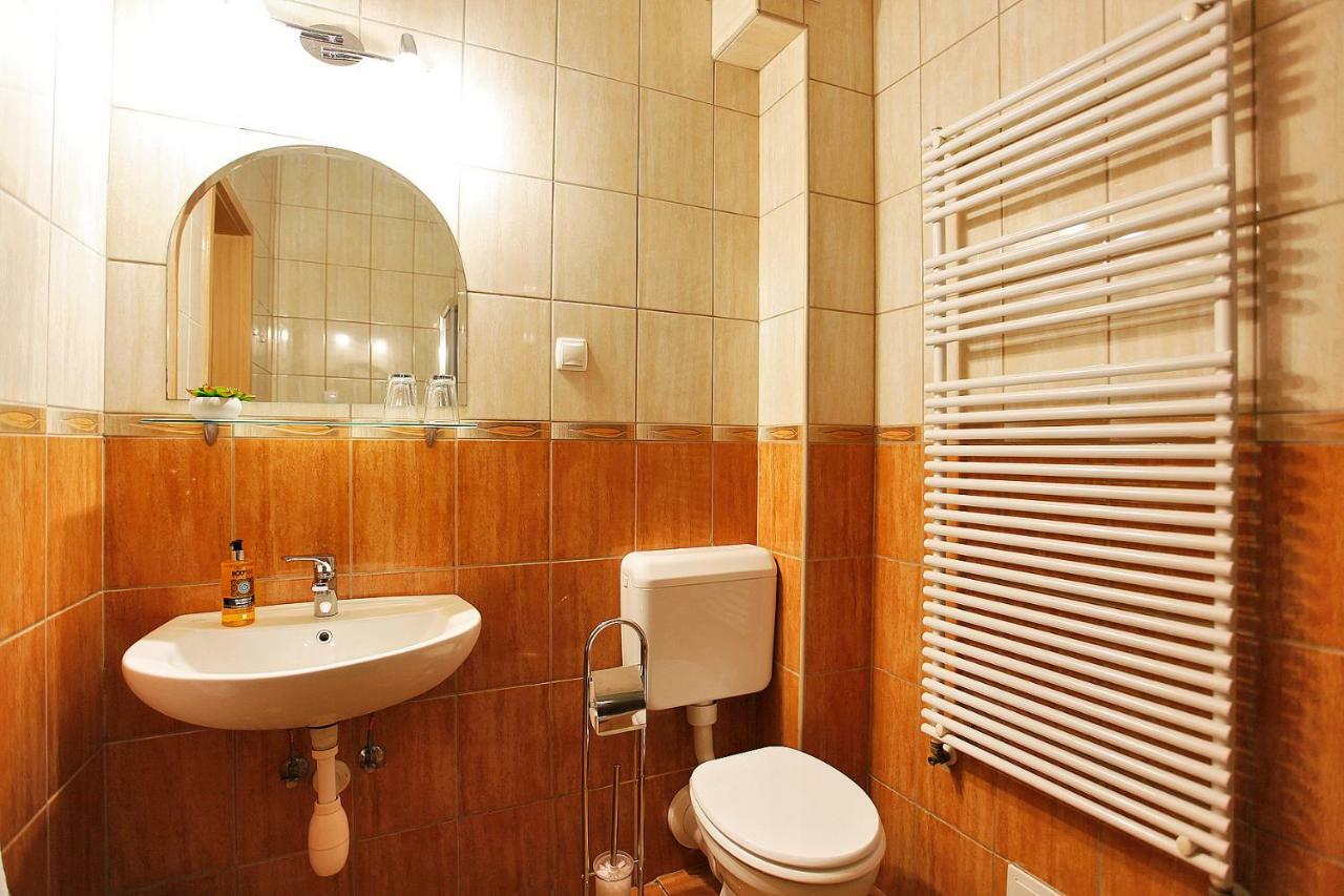 Paradise Apartman Miskolc Exteriör bild
